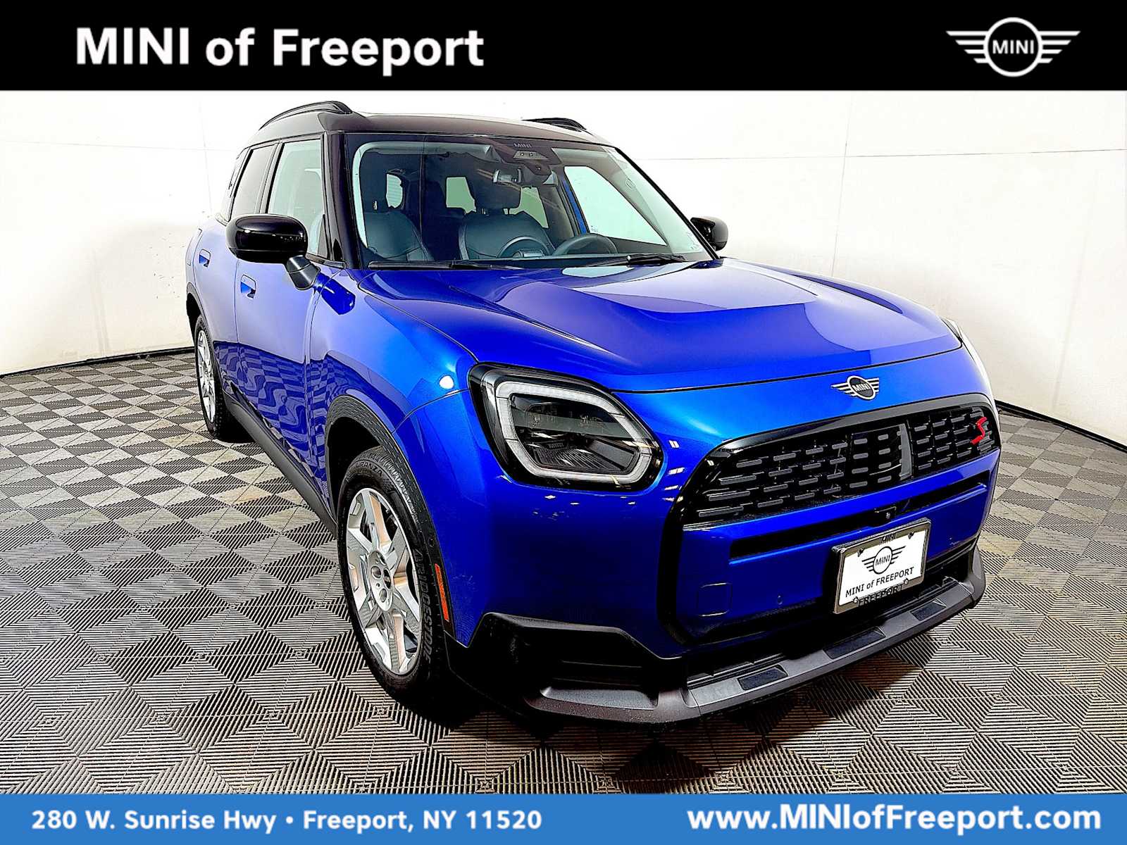 2025 MINI Countryman S's photo