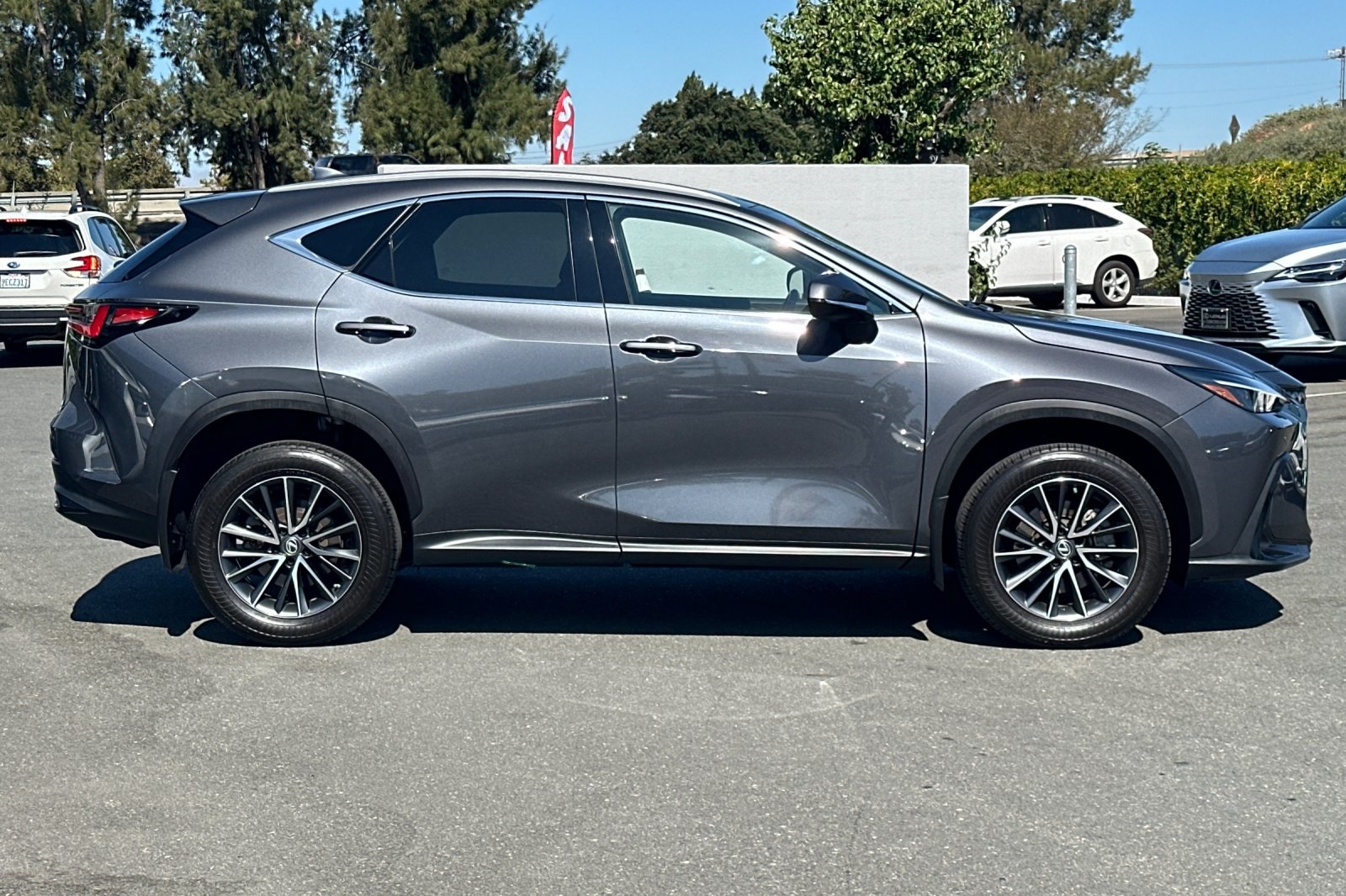 2023 Lexus NX 350 Premium photo 2