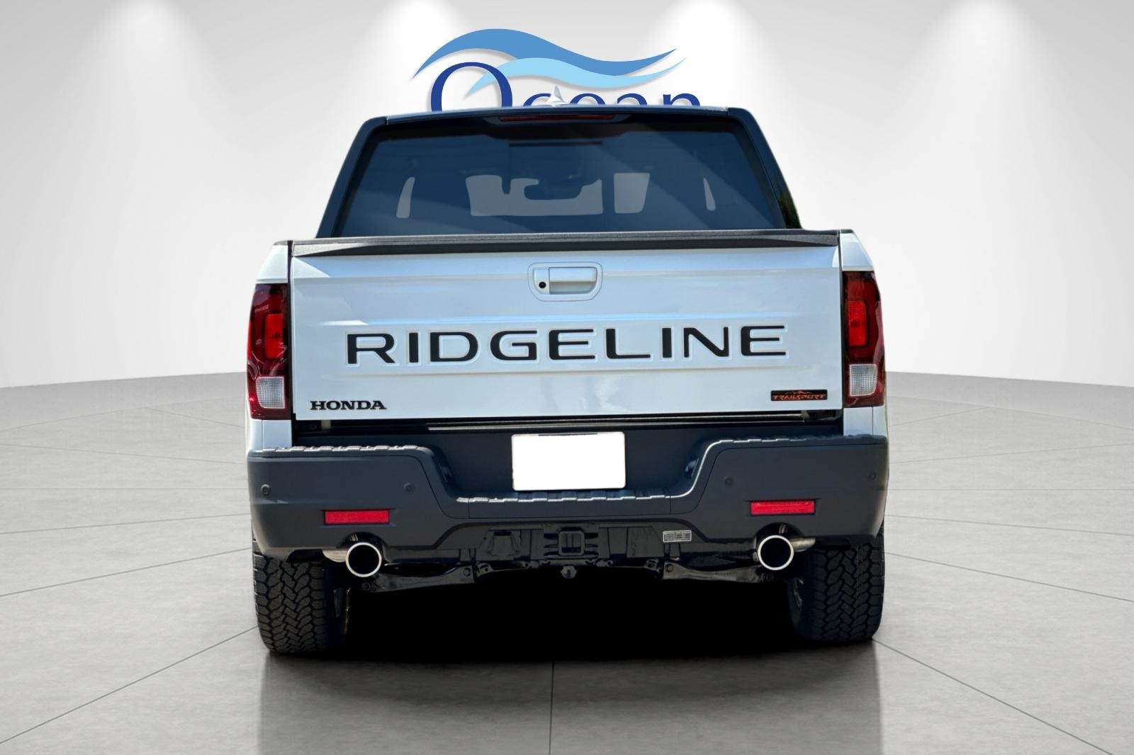 2025 Honda Ridgeline TrailSport photo 3