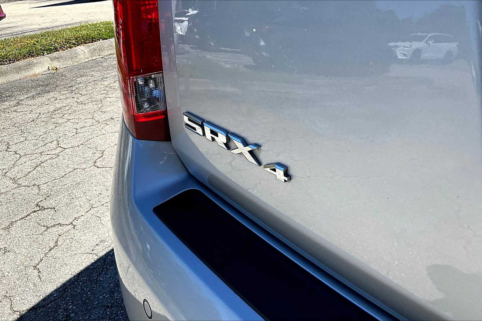 2015 Cadillac SRX Performance photo 9
