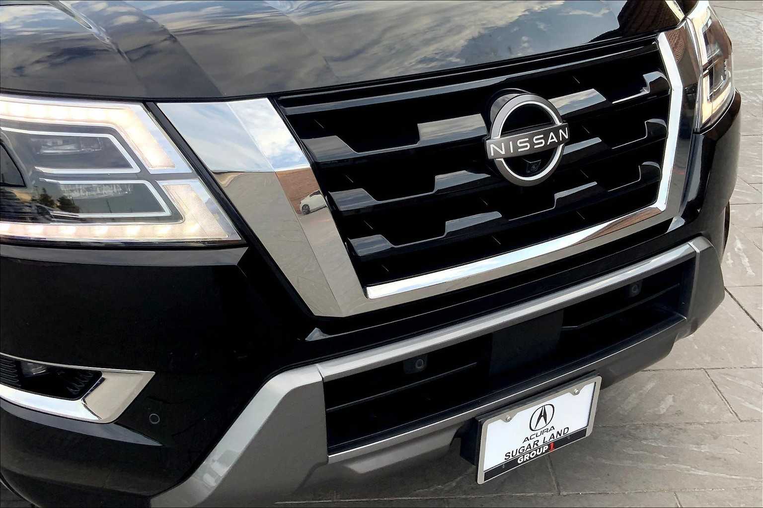 2022 Nissan Armada SL photo 28