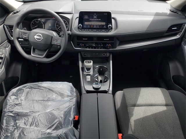 2026 Nissan Rogue SV photo 6