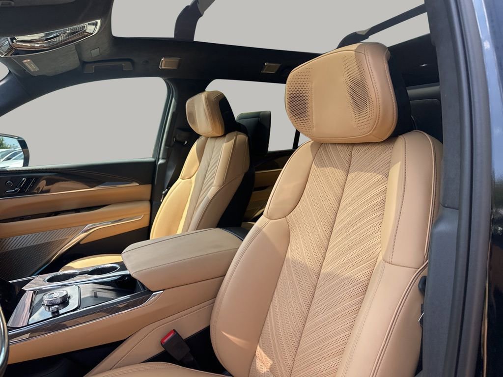 2026 Cadillac Escalade IQ Premium Sport photo 25
