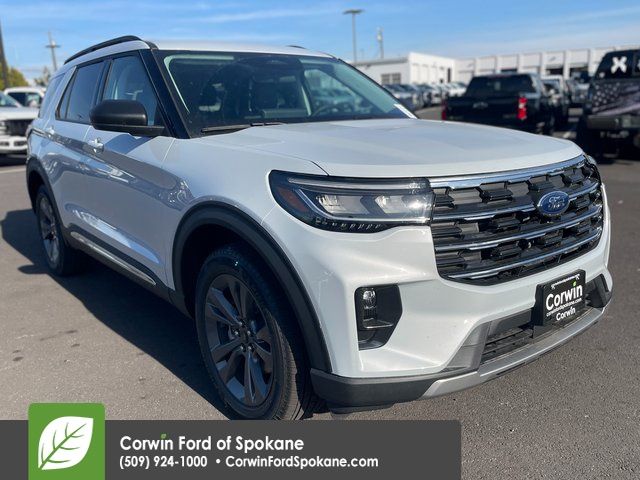 2025 Ford Explorer Active's photo