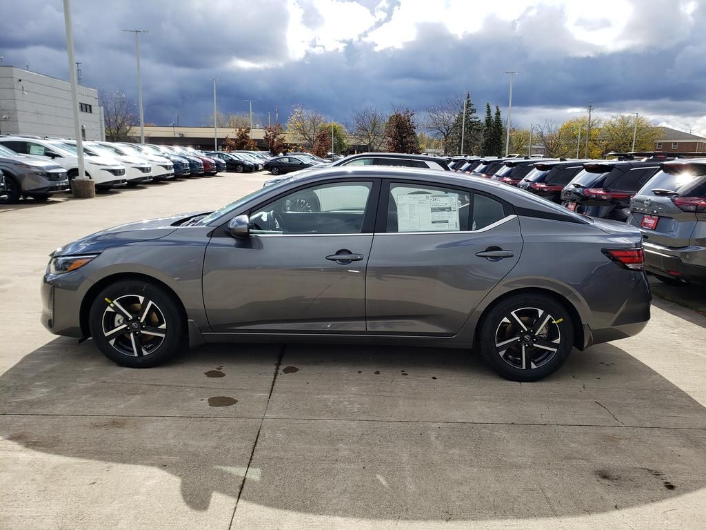 2025 Nissan Sentra SV photo 3
