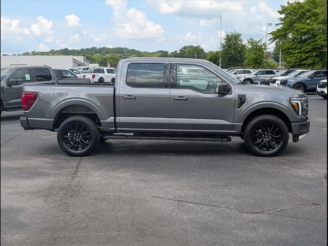 2025 Ford F-150 Lariat photo 3
