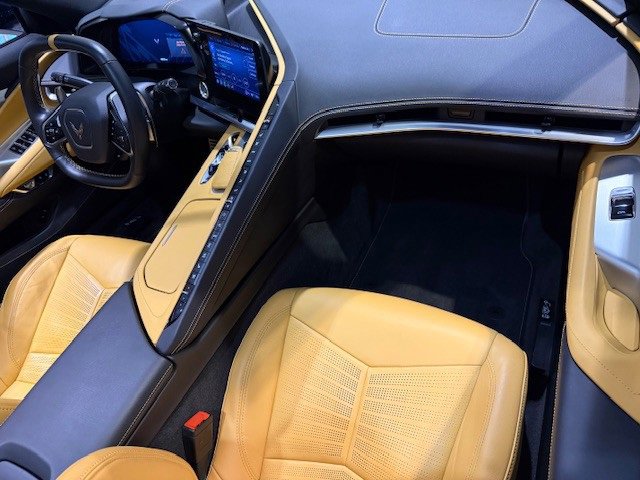 2022 Chevrolet Corvette Stingray 2LT photo 14