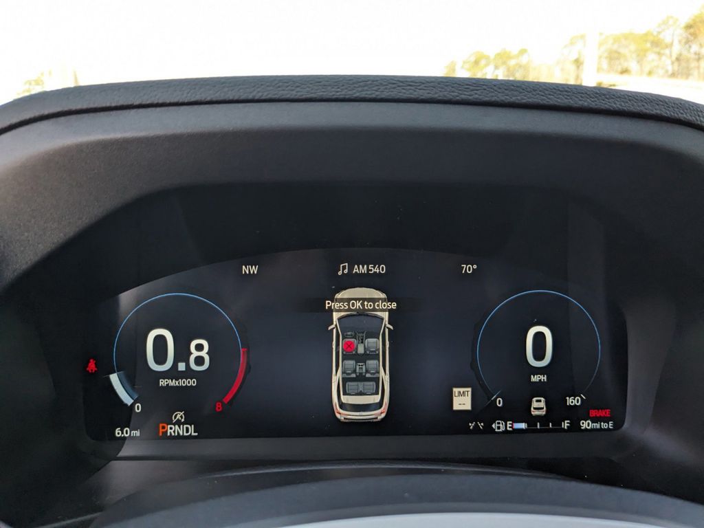 2025 Ford Explorer photo 30