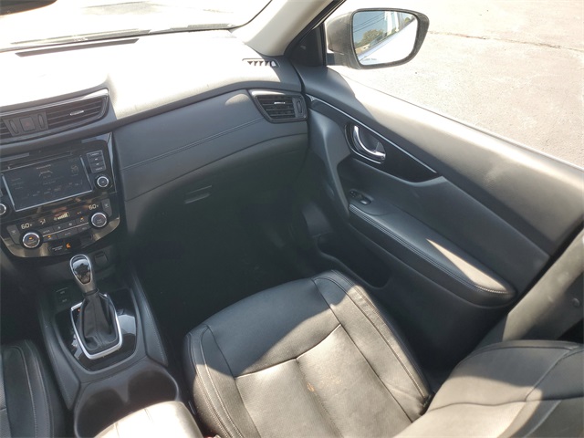 2019 Nissan Rogue SL photo 13
