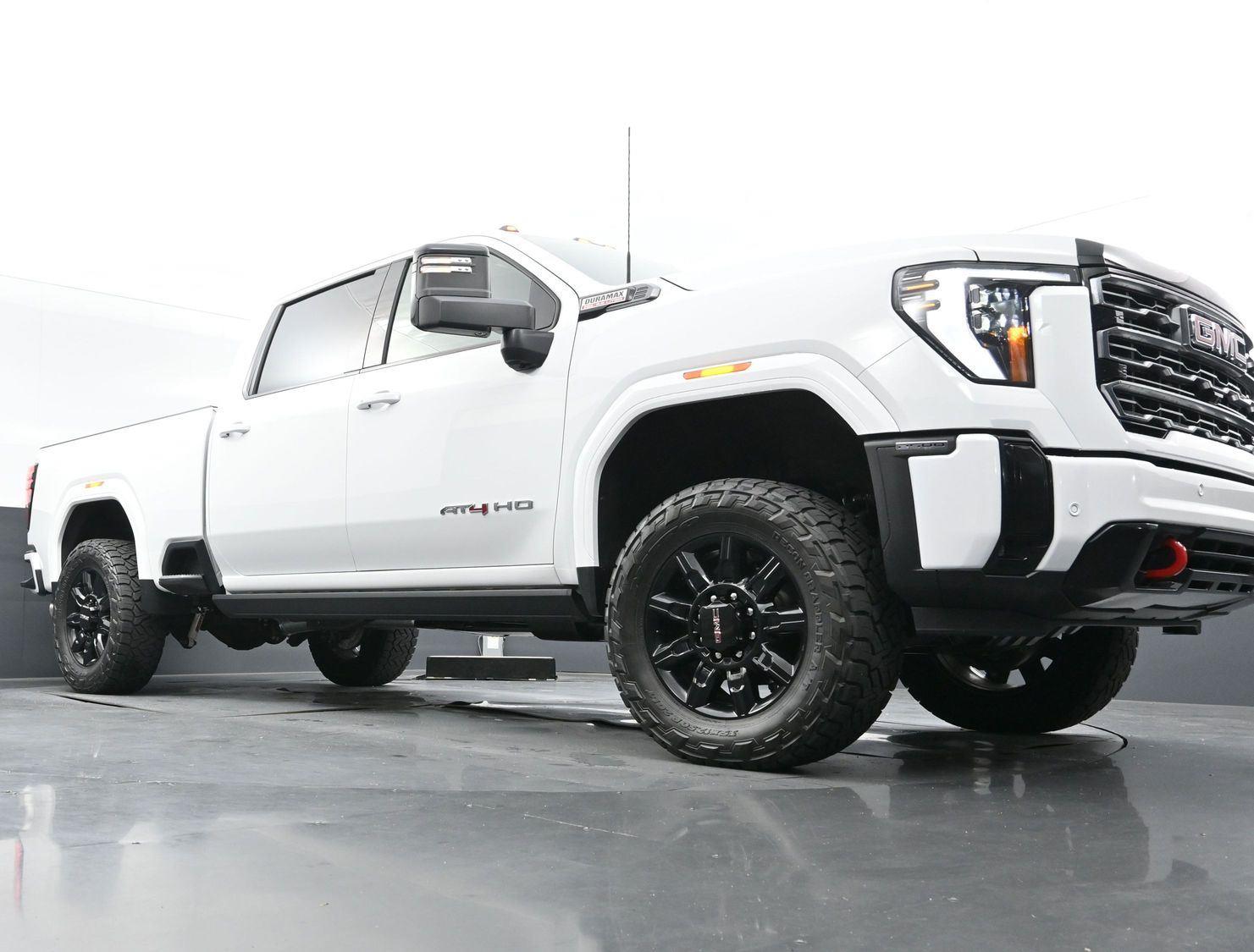 2025 Gmc Sierra HD AT4 photo 44