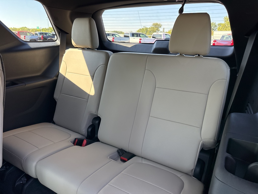 2023 Chevrolet Traverse Premier photo 14