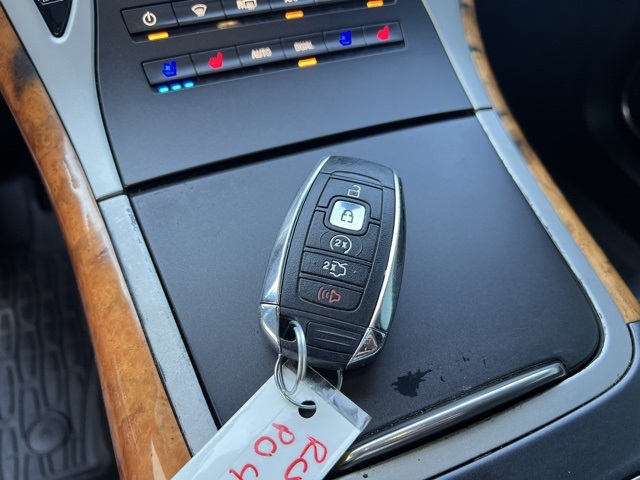 2019 Lincoln Nautilus Reserve photo 26