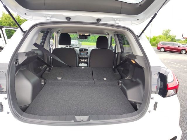 2025 Mitsubishi Outlander Sport ES photo 21