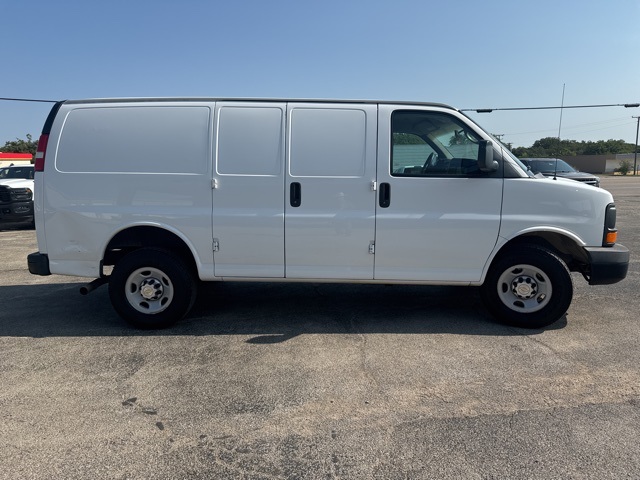 2014 Chevrolet Express 2500 Work Van photo 8