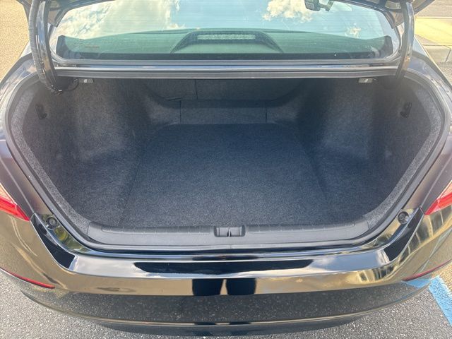 2019 Honda Accord EX photo 19