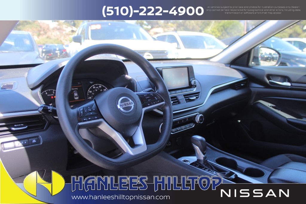 2021 Nissan Altima 2.5 S photo 10
