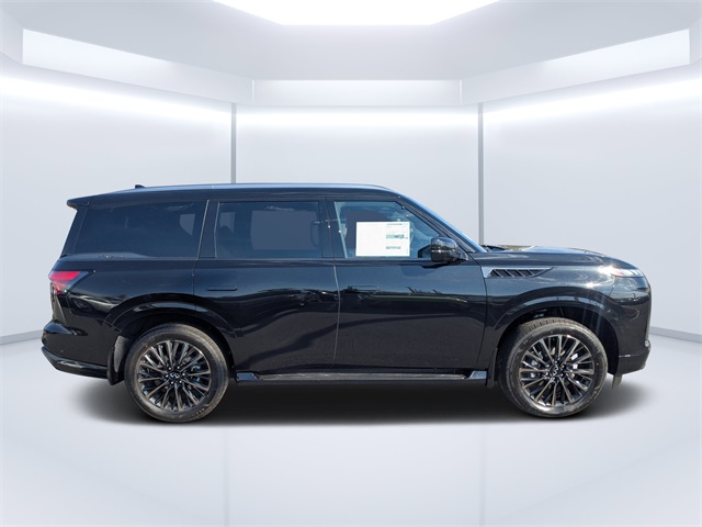2026 Infiniti QX80 photo 2