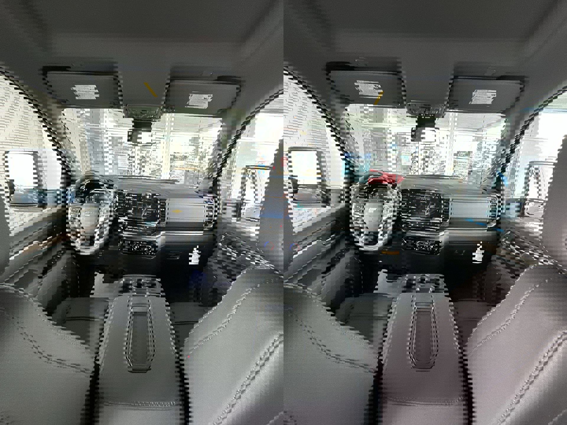 2025 Chevrolet Silverado 3500HD LT photo 19