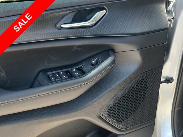2025 Jeep Grand Cherokee Altitude photo 40