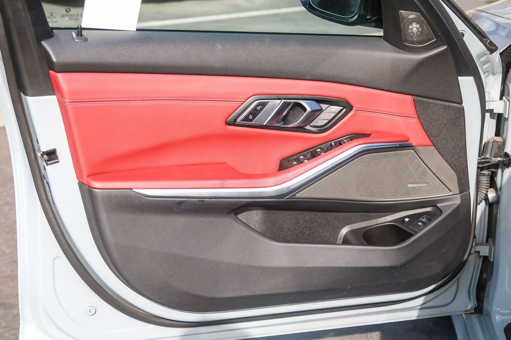 2023 Bmw 330e photo 19