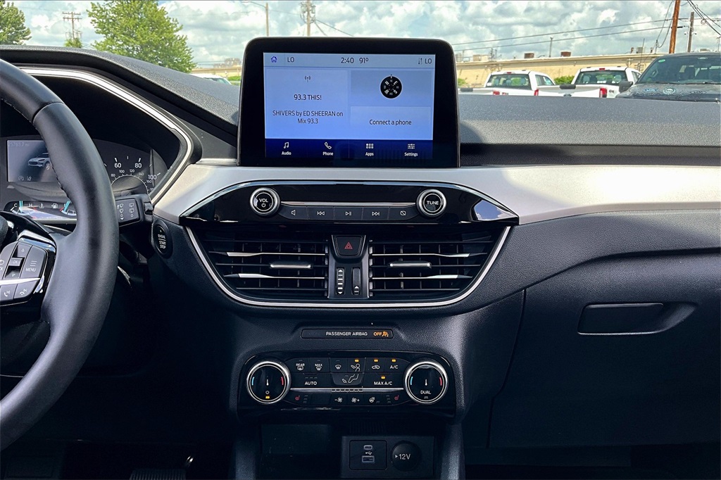 2022 Ford Escape SEL photo 31
