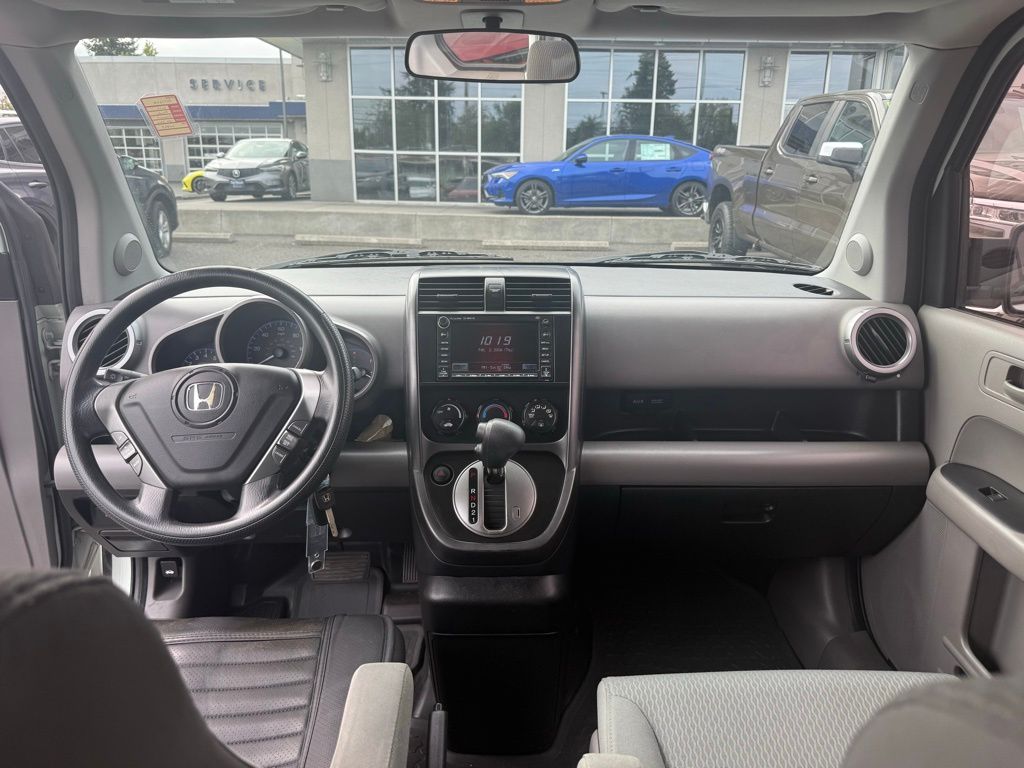 2010 Honda Element EX photo 7