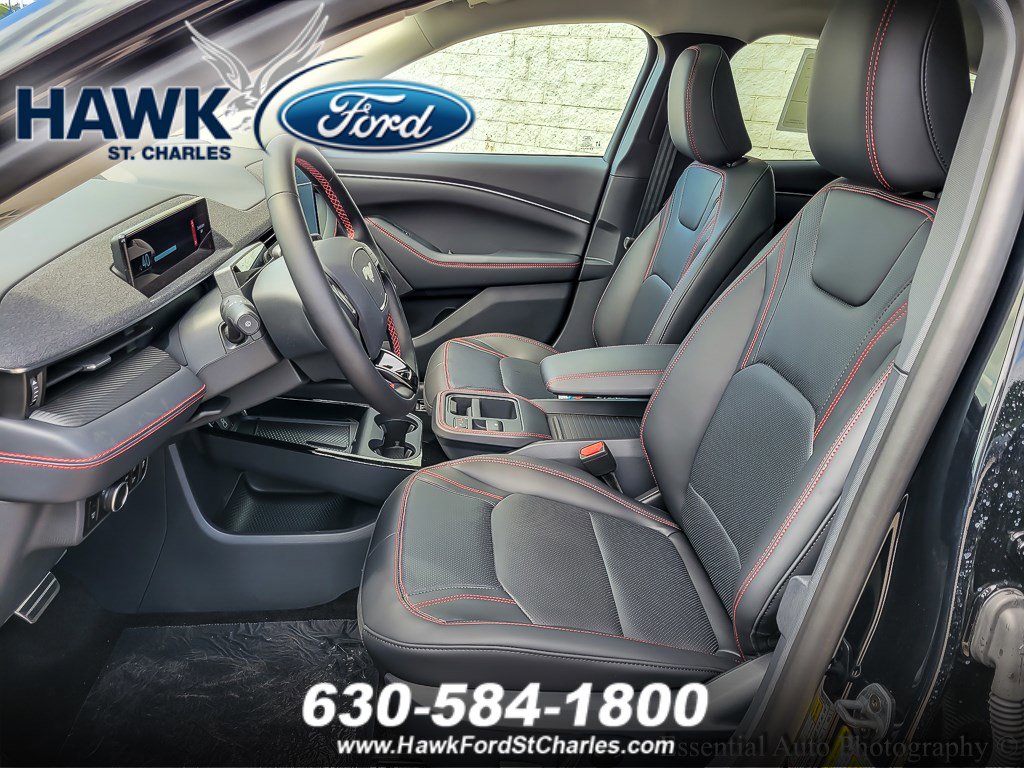 2025 FORD MUSTANG MACH-E - Image 7