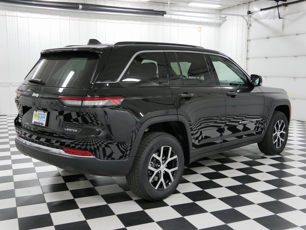 2025 Jeep Grand Cherokee Limited photo 2