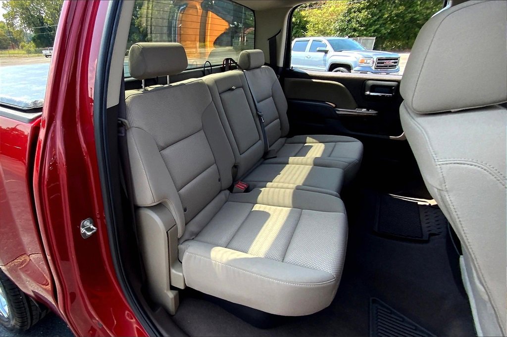 2018 Chevrolet Silverado 1500 LT photo 26