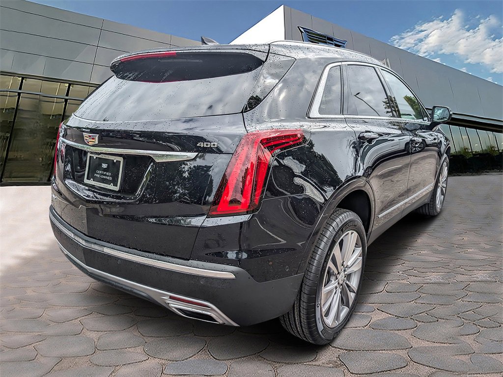 2022 Cadillac XT5 Platinum Premium Luxury photo 4