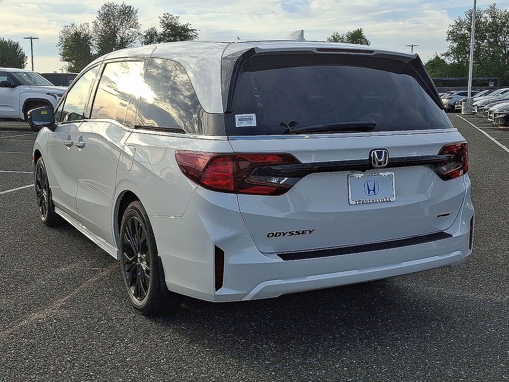 2026 Honda Odyssey Sport photo 3