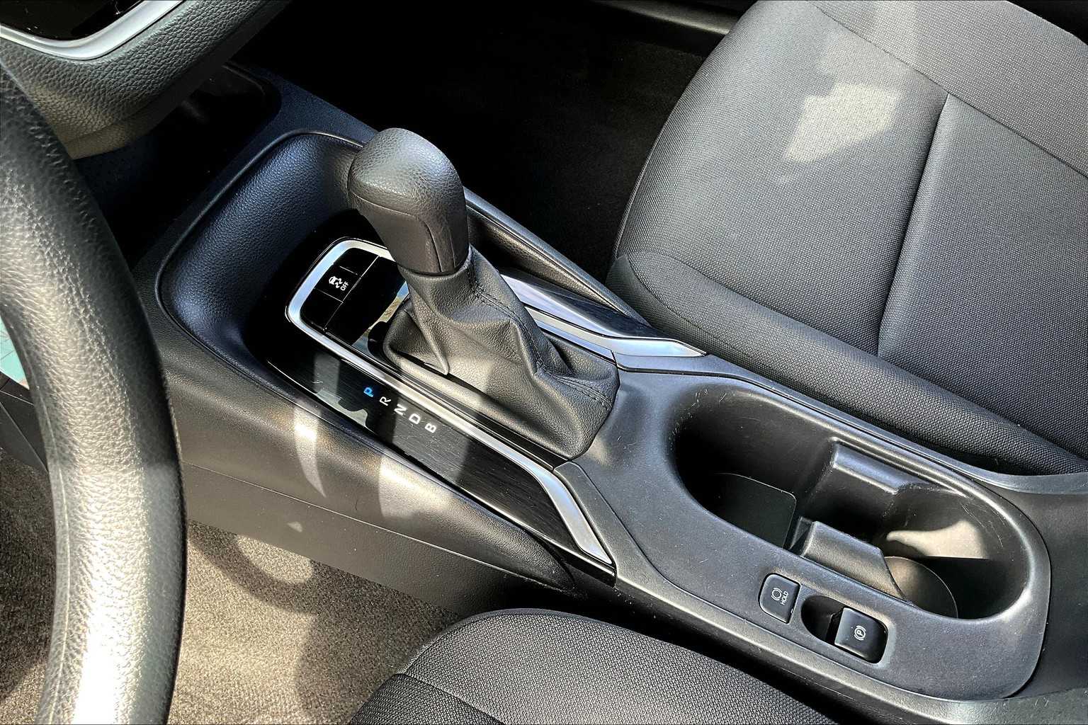 2023 Toyota Corolla LE photo 14