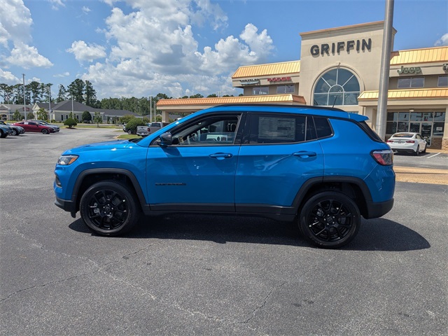 2025 Jeep Compass Latitude photo 7