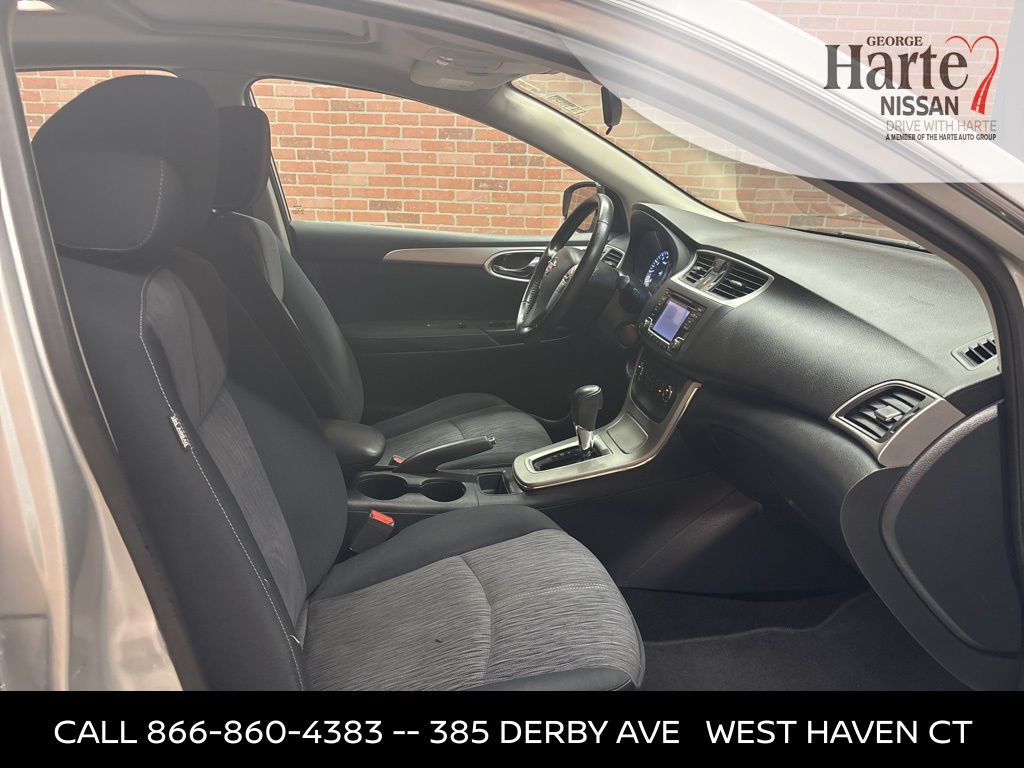 2015 Nissan Sentra SV photo 25