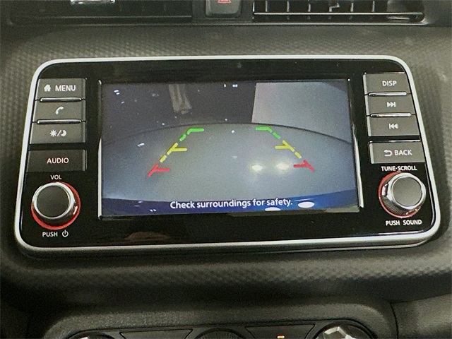 2025 Nissan Kicks Play S photo 13
