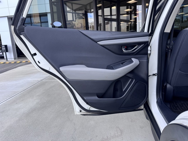 2020 Subaru Outback Premium photo 13