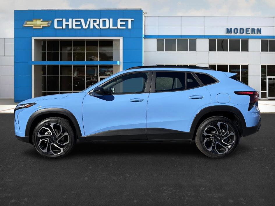 2024 Chevrolet Trax photo 2