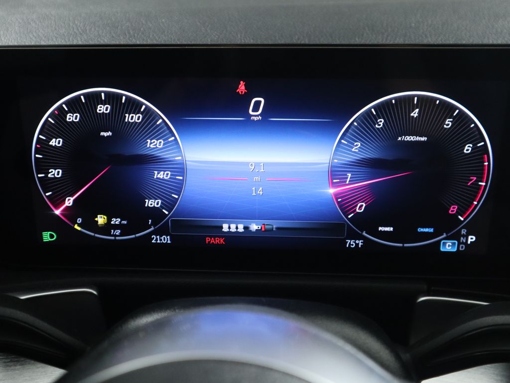 2026 Mercedes Benz GLB 250 photo 30