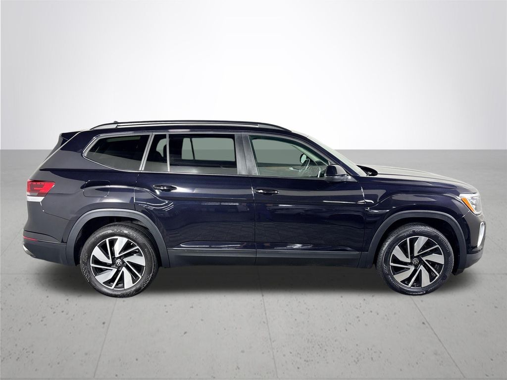 2024 Volkswagen Atlas SE Technology photo 5