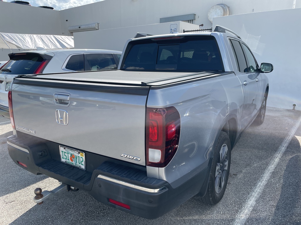 2020 Honda Ridgeline RTL-E photo 3