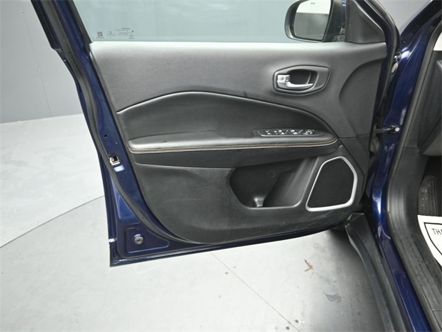 2017 JEEP COMPASS - Image 19