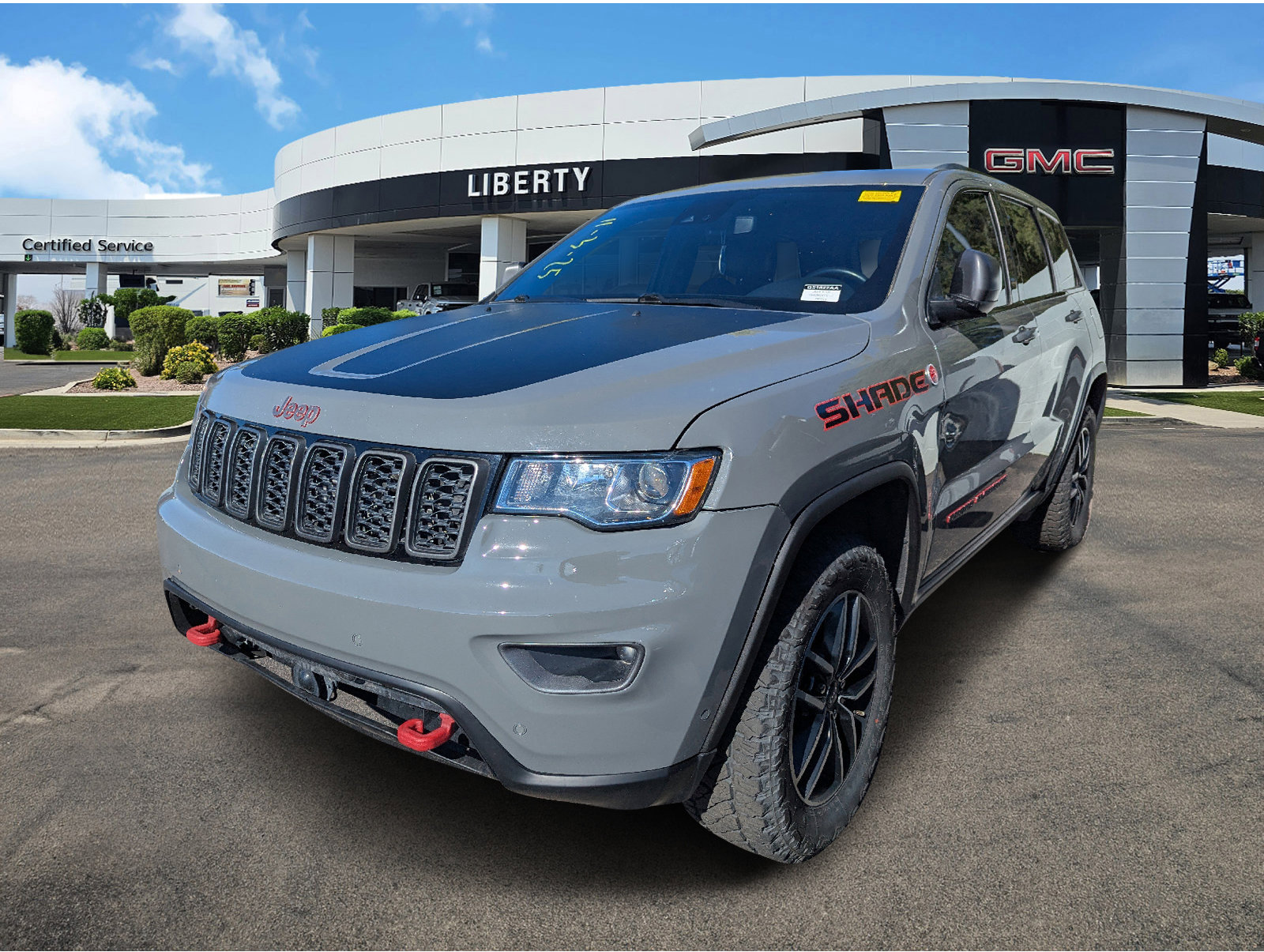 2019 Jeep Grand Cherokee Trailhawk photo 2