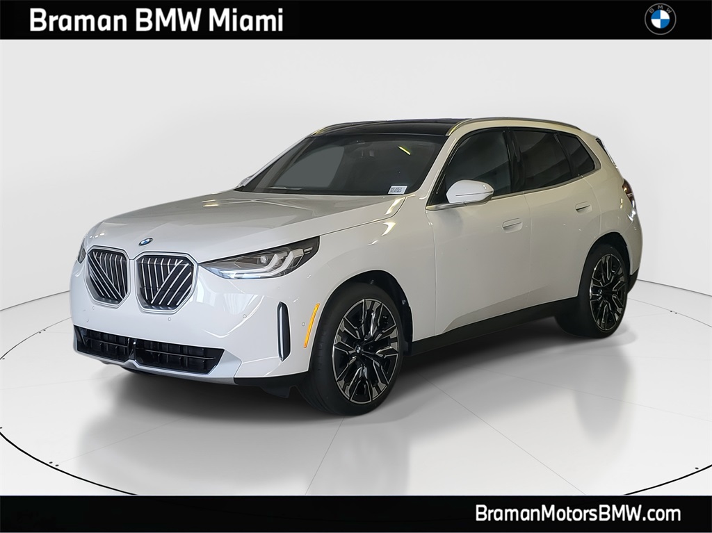 2026 BMW X3 30's photo