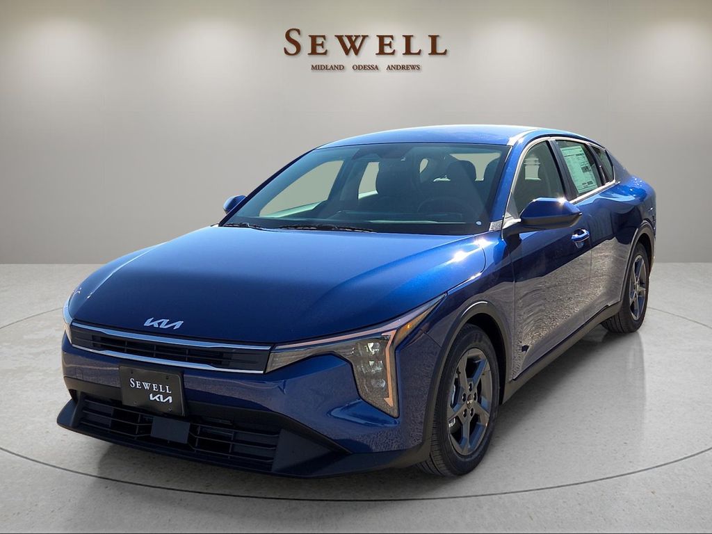 2025 Kia K4 LXS's photo