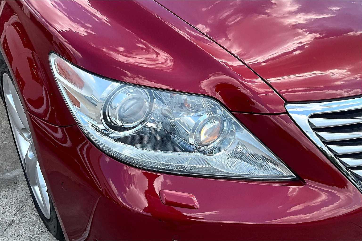 2010 Lexus LS 460 Luxury photo 26
