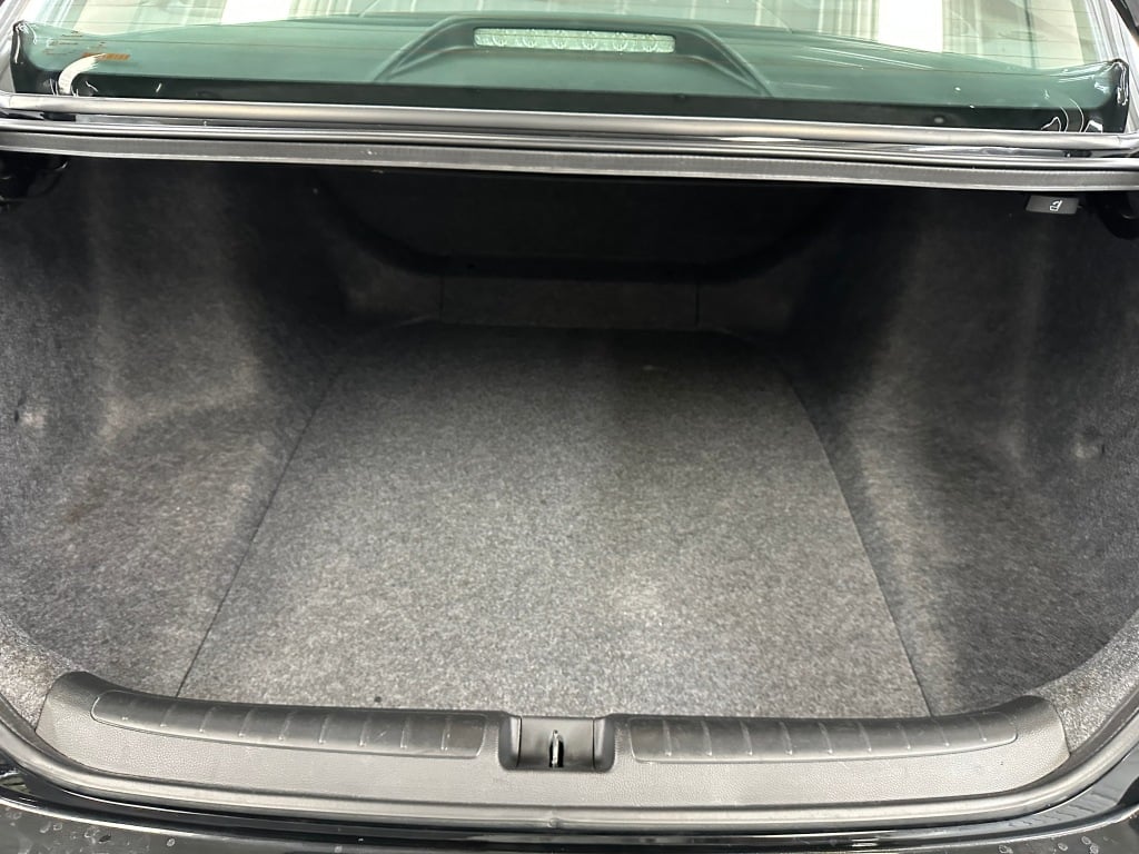 2020 Honda Accord LX photo 3