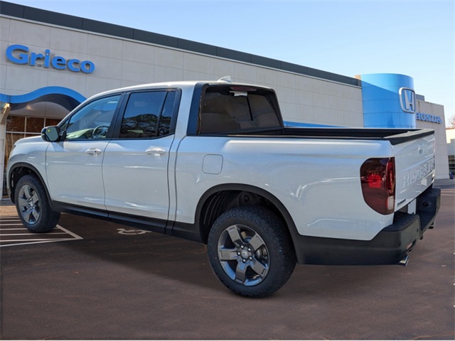 2026 Honda Ridgeline TrailSport photo 3