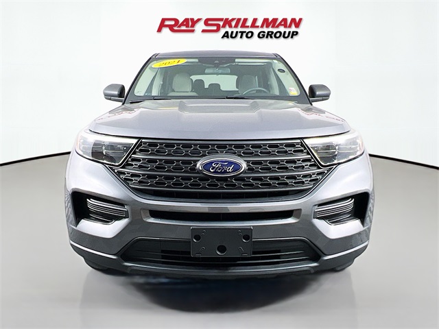 2021 Ford Explorer Base photo 2
