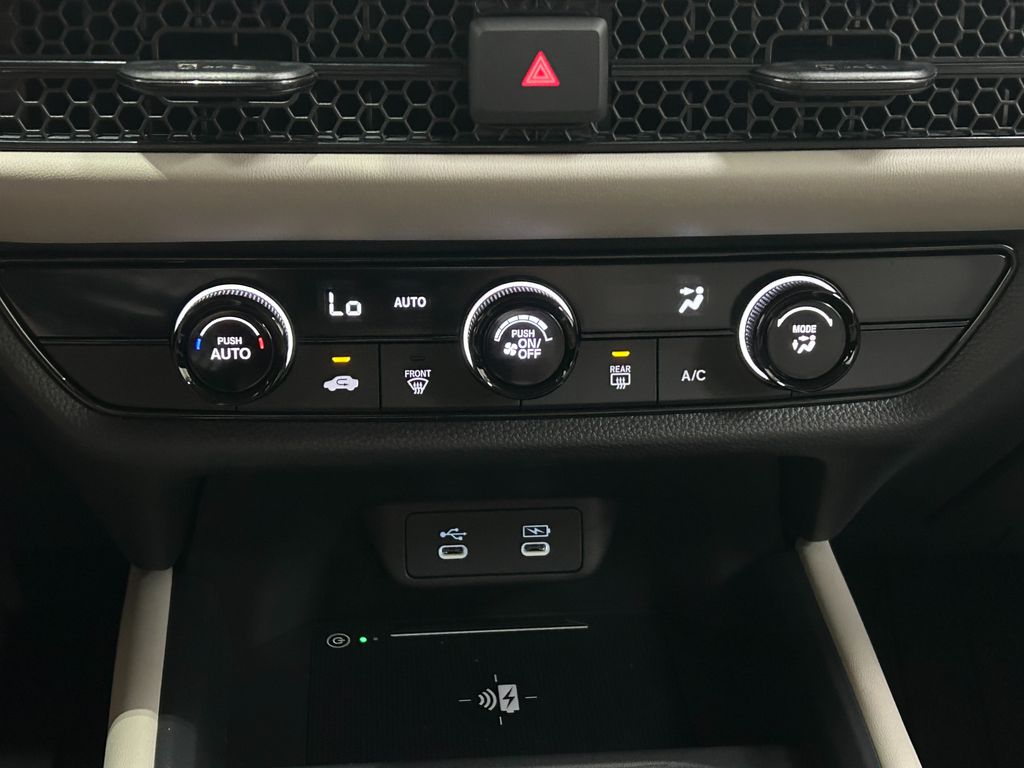 2026 Honda HR-V LX photo 17