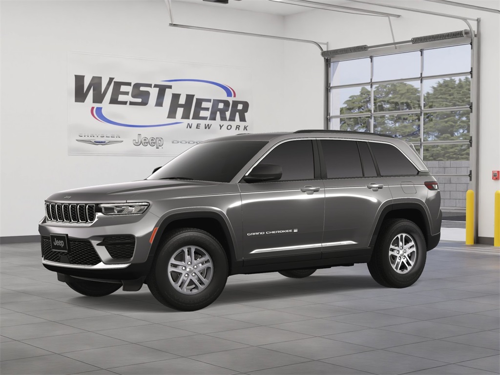2025 Jeep Grand Cherokee Laredo photo 2